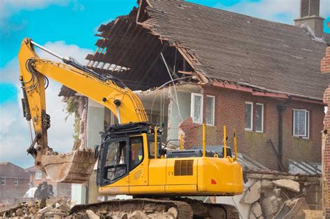Waste & Junk Removal Services in Fairhope, AL .